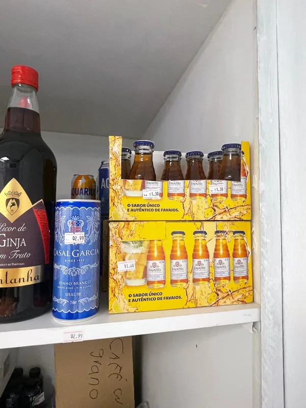 Vino Favaito Miniatura — Bacallá Fit, Sant Feliu de Llobregat