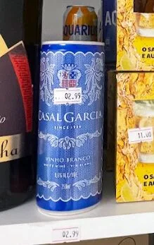 Vino Blanco Casal Garcia Lata — Bacallá Fit, Sant Feliu de Llobregat